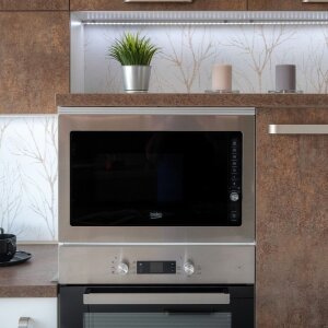 Микроволновая печь Mikrowelle (демо)